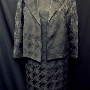 Kasper 2 piece dress suit